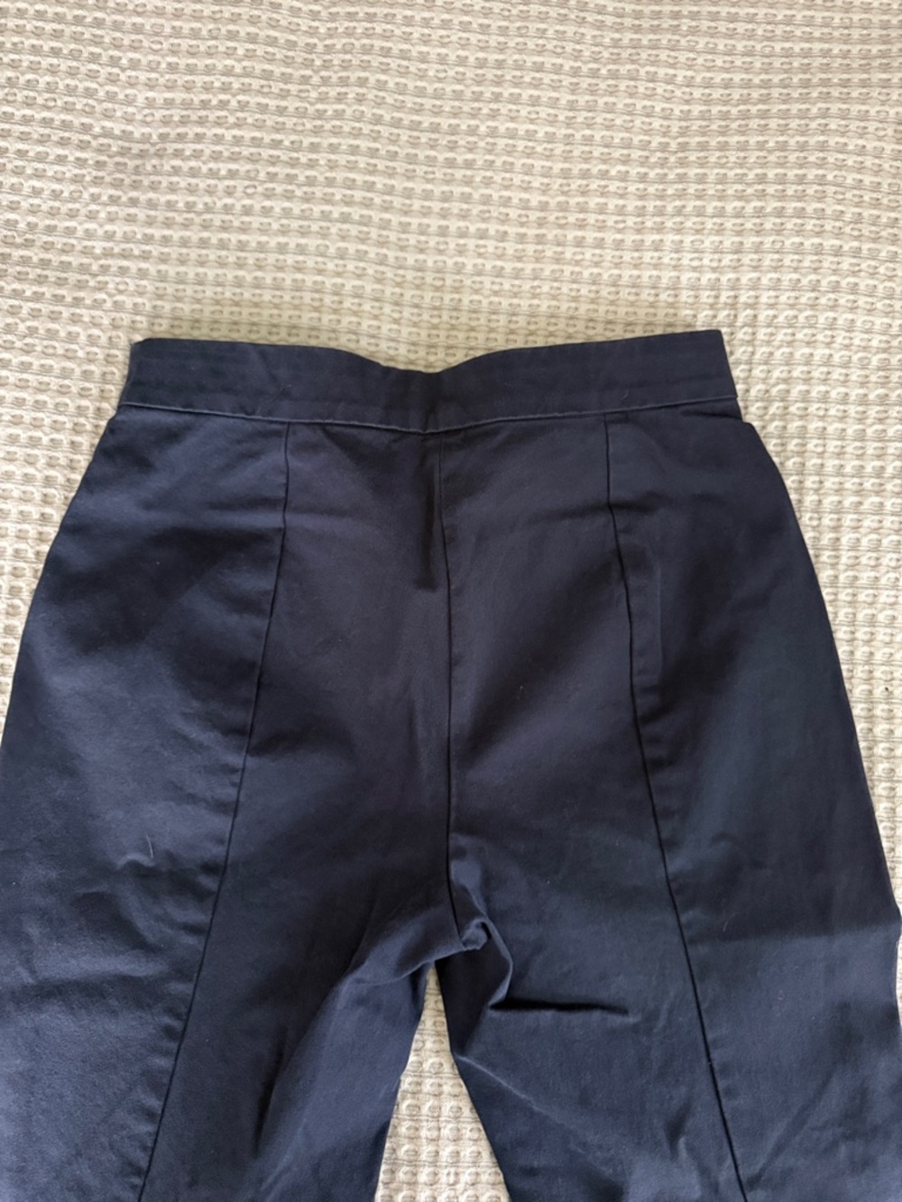 Everlane navy side zip pants in size 6 - Picture 6 of 7